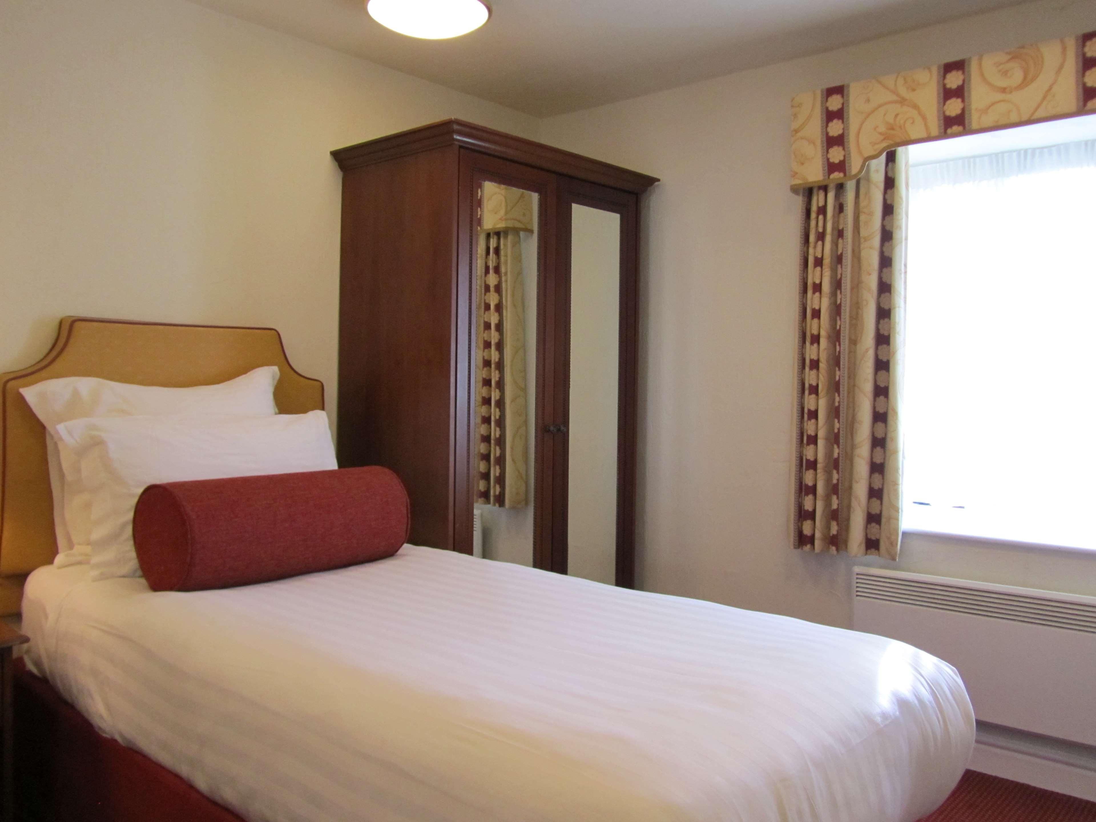 Windmill Village Hotel, Golf Club & Spa, BW Signature Collection โคเวนทรี ภายนอก รูปภาพ