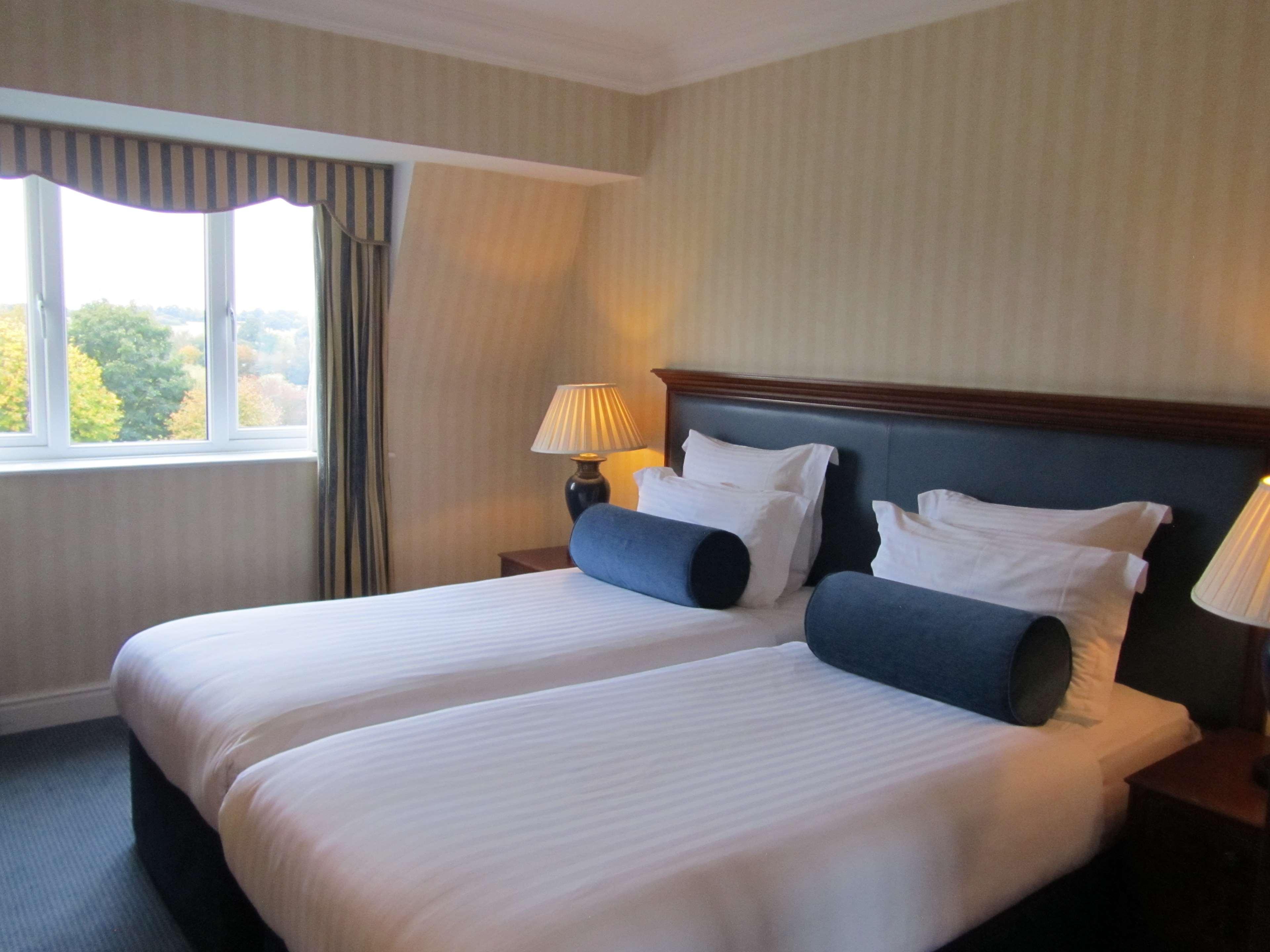 Windmill Village Hotel, Golf Club & Spa, BW Signature Collection โคเวนทรี ภายนอก รูปภาพ